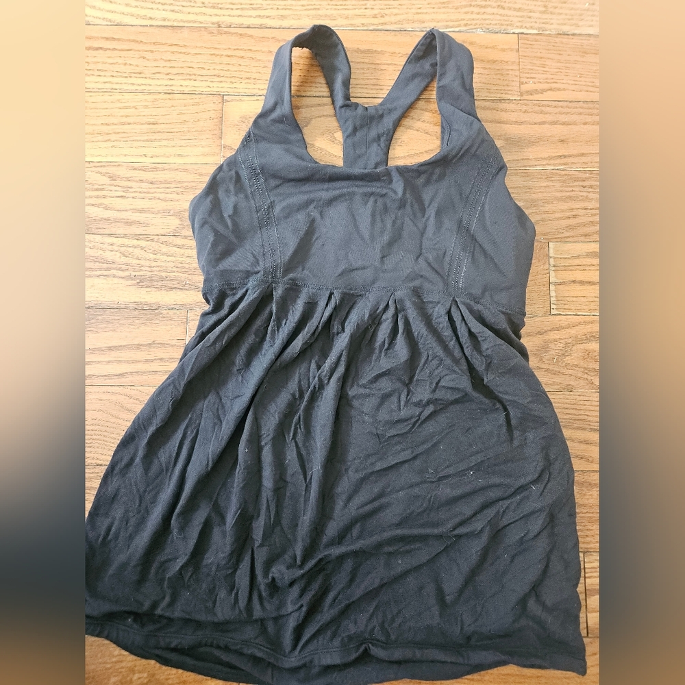 Lululemon tank black sz 6